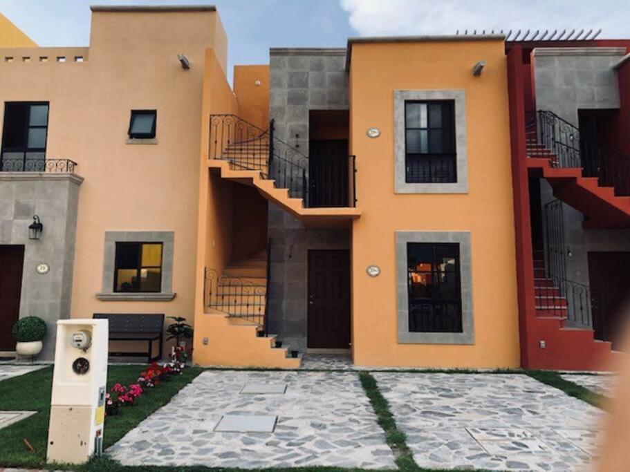 Depa En San Miguel De Allende Zirandaro Con Piscina Exterior foto